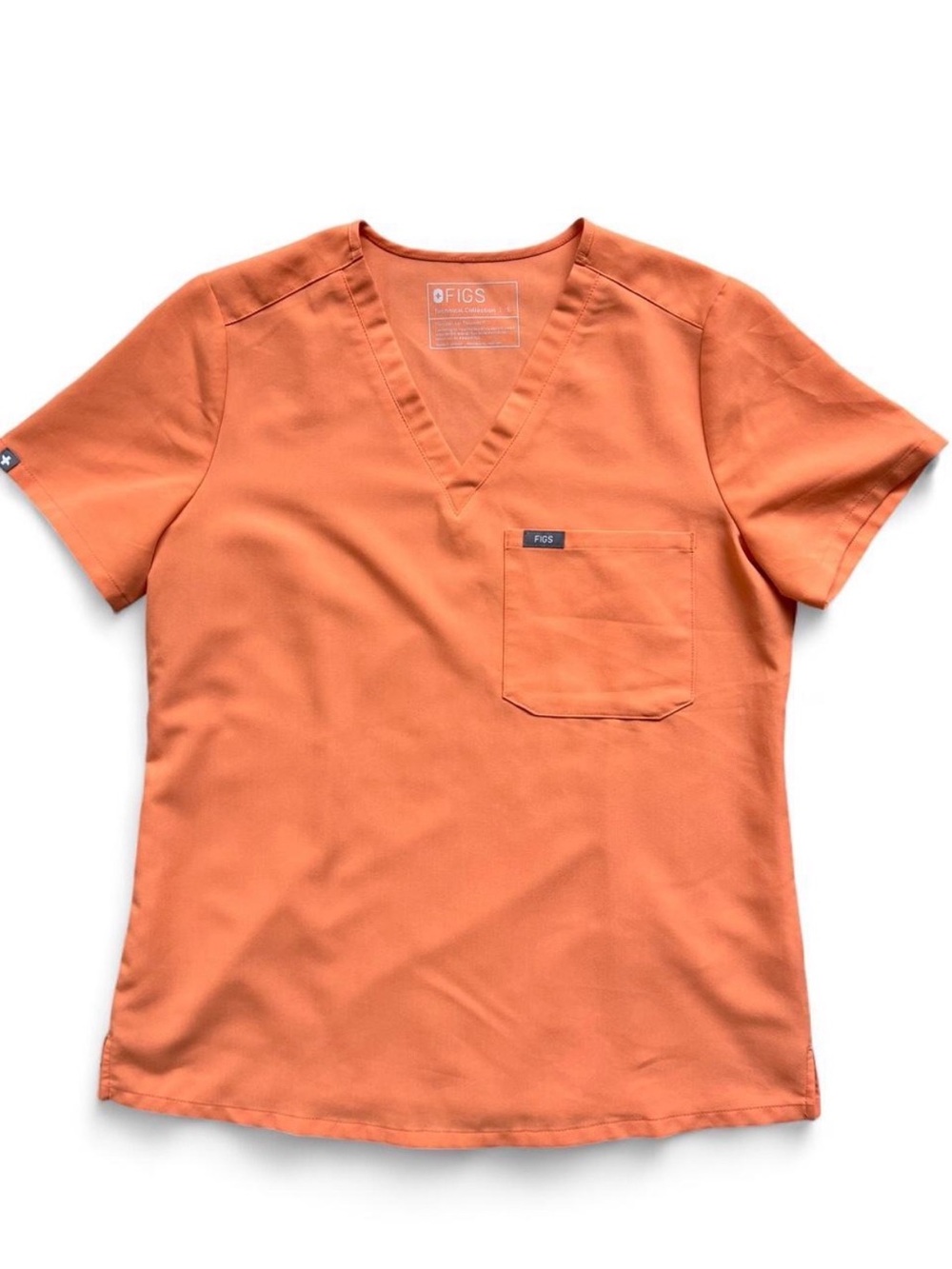 FIGS Technical Collection Catarina One-Pocket Scrub Top Peach Coral Small